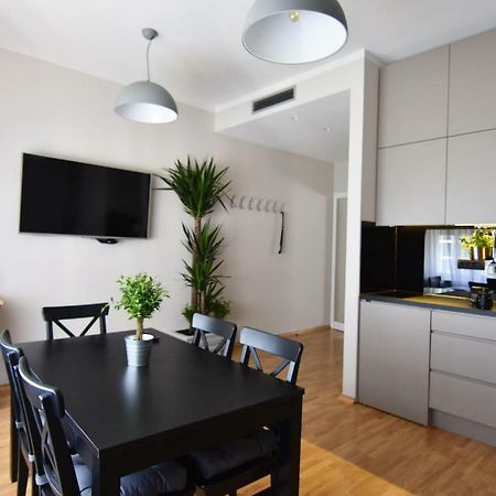 Karlo Main Square Apartments 1 Zagreb Luaran gambar